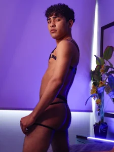 LucasCarterr_ ♥ Pic 4