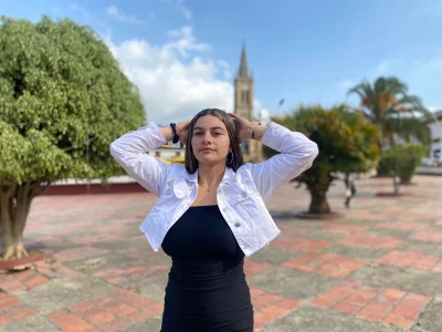 AtheneaRossi WHITE Pic 4