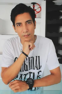 Edward_Vlad Model 001 Foto 3