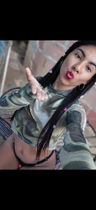 chaparritahot99 Skinny and rich Pic