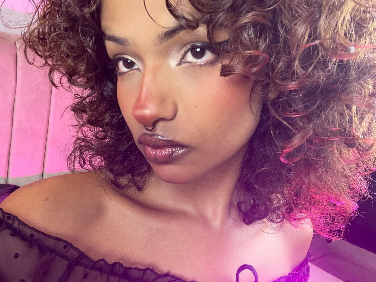 ภาพที่กำลังนิยมของ miablanc_cr  9046