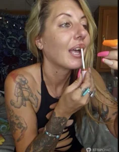 June-july 2023 de SheIsSomething  3 Imagens