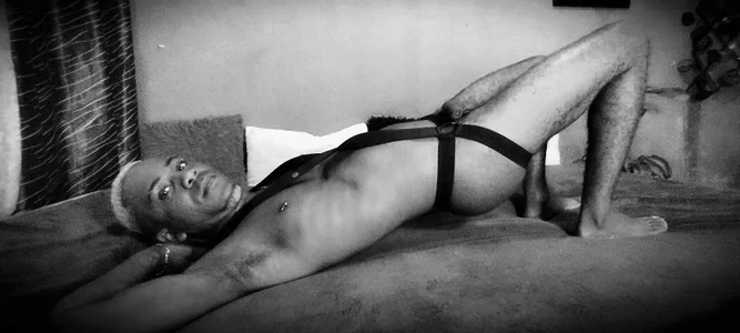 x_Jeiron_20BigCock_x Body Pic