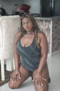 Leslie_browm ❤️🌸 صورة واحدة|Leslie_browm ❤️🌸 صورتان|Leslie_browm ❤️🌸  6 صور|Leslie_browm ❤️🌸  6 صورة