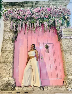 BLACK_ROSSE_1 🏰🇨🇴 ENJOY THE VIEW OF A BEAUTIFUL PLACE WITH ME🥰 Pic 6