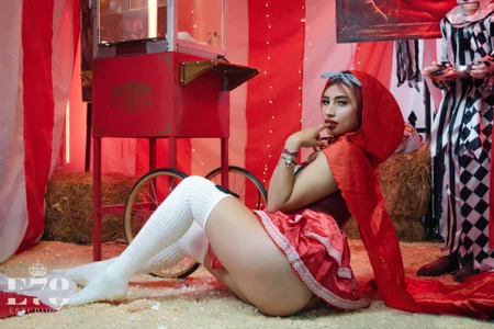 Sofi_monroeee Sweet but Dangerous in HALLOWEEN 😏🎃💗 Bilde 6