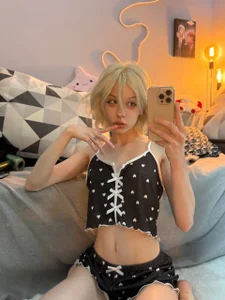 FentyJane Public 사진