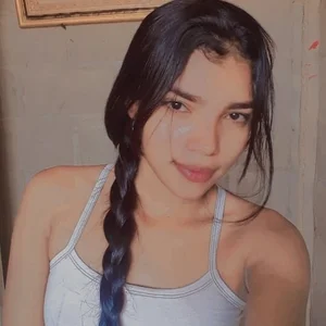 emilyharber study business administration  5টি ছবি