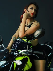 Sam-cekot: Do you like adrenaline? go up TO MY MOTORCYCLE,I love you above me 🔥😈 ( 6 фото)