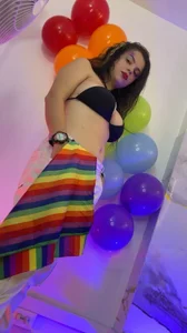 dorothy_vegga Happy LGBT Pride Day 🌈 Foto 3