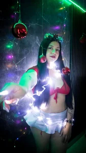 slut_anal_ kullanıcısının Christmas special 🌲 albümü -  5 fotoğraf