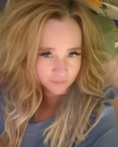 Tinchen_Milf Public Gambar 3