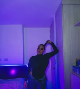 curly-megan Me Pic 4