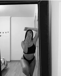 Celine_Seybell Public Foto 5