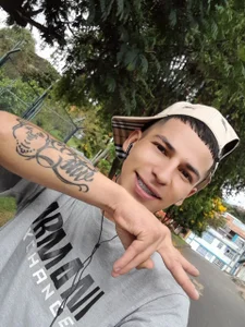 Tussi-amor Tussi -amir Pic 5