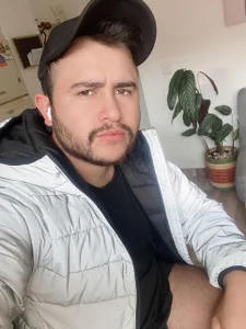 Real_simons XXX nøgenfoto 4