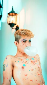 Theo_Rowan kullanıcısının When he was blond albümü -  3 fotoğraf