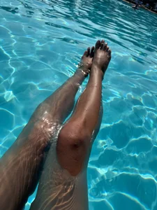 ValerieNicolle Legs Billede 7