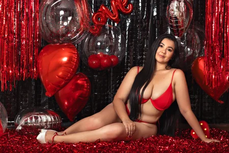 MiaFoxx149 kullanıcısının Valentine's Day 2026 ❤️ albümü -  6 fotoğraf