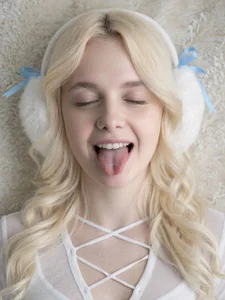 Sabrina_Roose m starting to celebrate Easter Pic 2