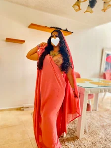 _shantaall heart woww Pic 6