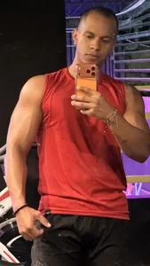 Now..! GYM de MarcoStriker  2 Imagens