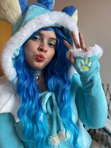 Vallolet_Spencer Vaporeon💙 Foto