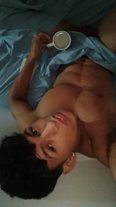 Nicolas_AthleticBoy a day at home Pic 5