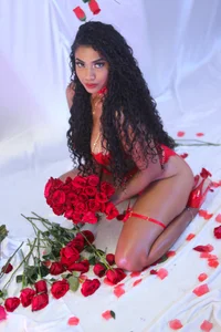 Abby_Moss2 Love is in the air ❤️‍🔥 Happy Valentine´s Day Bilde 2