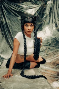 LunaRuso Retrospective Looks Bilde 8