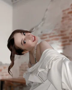 MarieKarma Lady of the city Pic