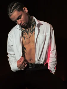 _srerotic Public  2টি ছবি