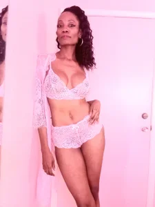PlayWithVivica 2026 Lace Lingerie Set 1 Pic