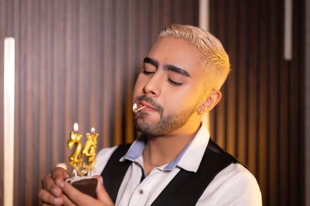 ItsMeEros24 🎂图片 5