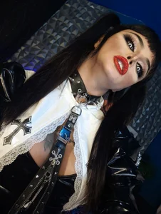 Missionary_Addiction_Cums The nun Gambar 6