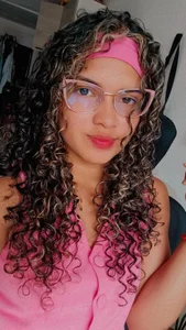 RoxanneMorguet_ Public  2টি ছবি