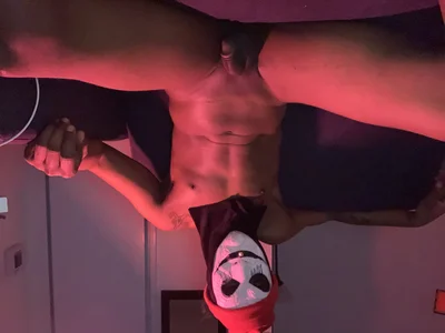 TBagMeBro: Public ( 8 фото)