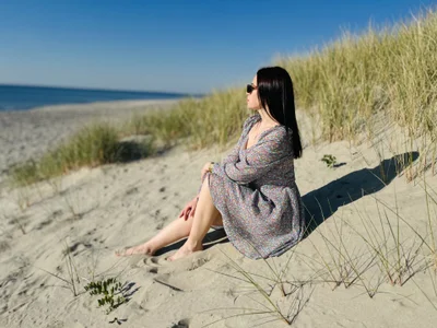 MarlaDewis Sea... 🌊 Pic 2