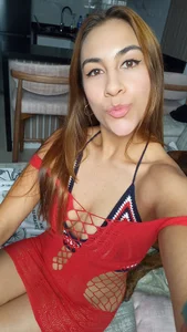 Anny_lopezzzz She is a very curious girl Pic 4