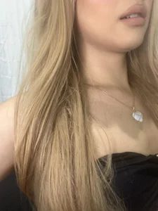 its me your jade od Yourgoddess_jade  4 snímek