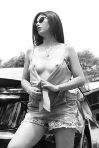 Titty reveal od elizabeth_santos1  snímek