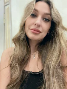 Alyxra Public Foto 7