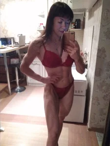 Sport sexy girl de SweetAnnaFit  4 photos