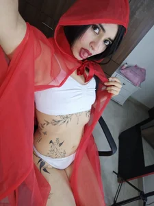 aphrodite_girl_1 A mischievous girl 🙈 Pic 5
