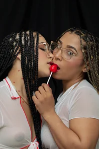 Horny schoolgirls 📕✏🖌