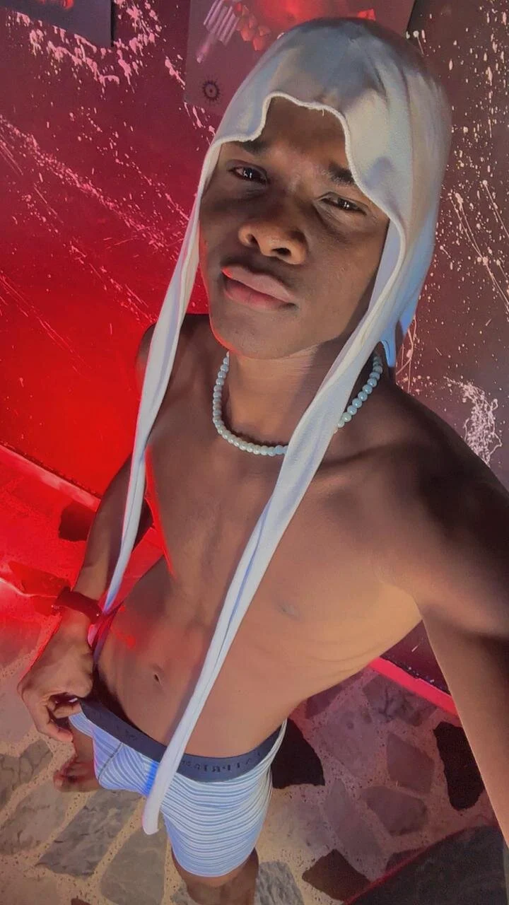 صور JacksonMuller_ الرائجة  695