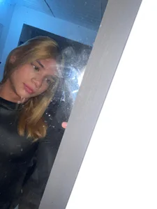 phesmatos_hotbeautiful girl Bild