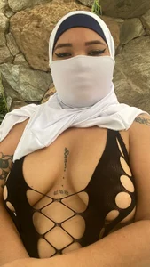 Falak-Yasin Thinking about my happiness, I remembered you 😍 รูป 