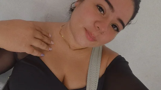 VOLUPTUOUS AND VERY PLEASANT GIRL