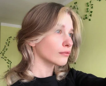 LinaCristonsen Public Pic